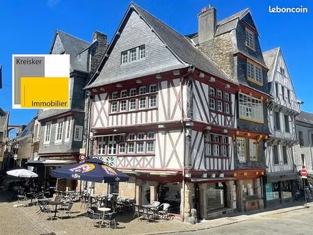 immeuble 5 pièces 130 m²