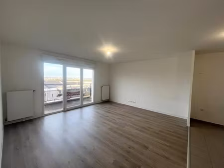 location appartement 3 pièces 64 m² à nanteuil-lès-meaux (77100)  1 007 €