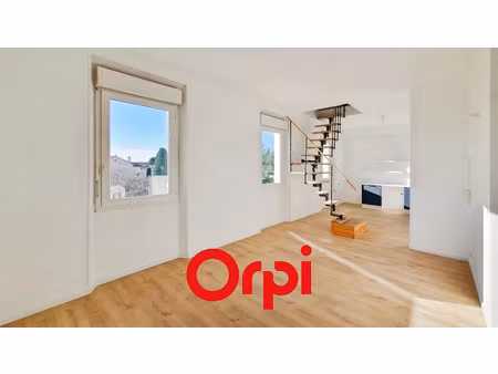 location duplex 3 pièces 76 m² à bandol (83150)  1 390 €