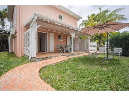 location appartement 2 pièces 36 m² à le francois (97240)  1 000 €
