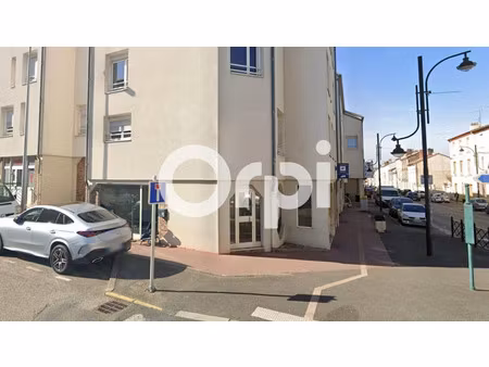 location locaux professionnels à lorette (42420)  399 €