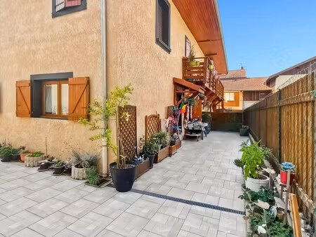 maison mitoyenne rénovée avec combles aménageables – quarti