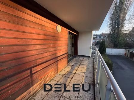 grand appartement t2 de 61 m² avec garage