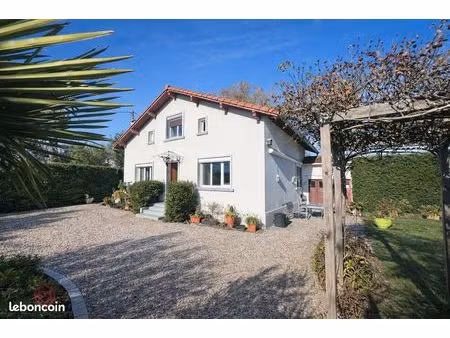 maison 6 pièces 110 m²