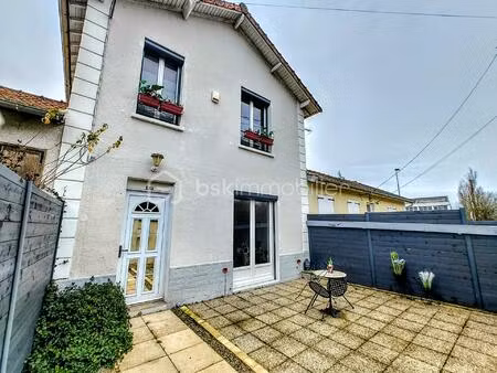 maison de ville de 78 m² à bagneaux-sur-loing