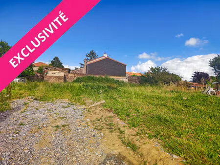 vente terrain  637.00m²  montrevault