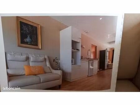 t1 fonctionnel en résidence seniors : confort  sécurité et convivialité