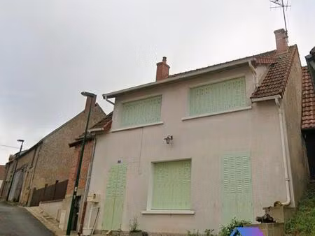 maison de ville avec dépendance et jardin !