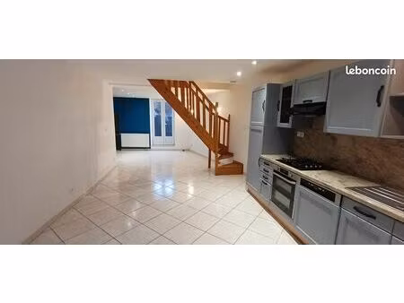 maison 3 pièces 77 m²