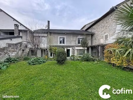 maison de village 6 pièces 165 m²