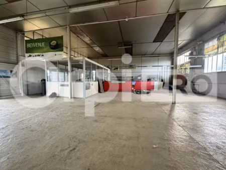 local d'activite a vendre