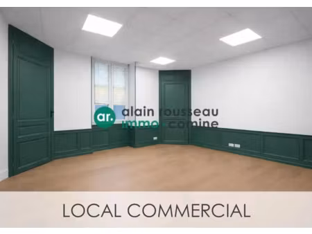 local commercial ou professionnel  env. 70m2  angers centre