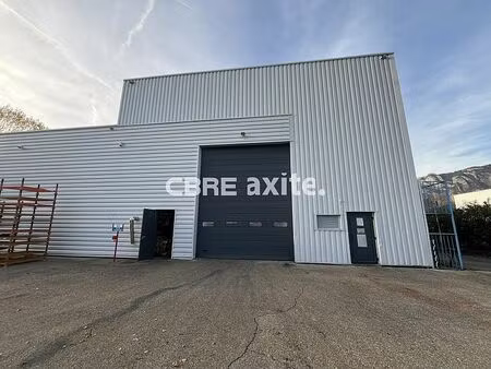 location local d'activités sainte-hélène-du-lac 400 m²