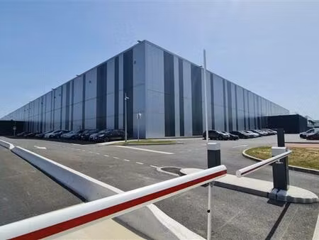 location entrepôt / local d'activités viry chatillon 5 740 m²