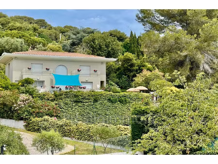location maison 5 pièces 150 m² à le cannet (06110)