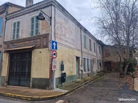 maison 117m2 + dépendance 50m2 centre ville beaumont de lomagne