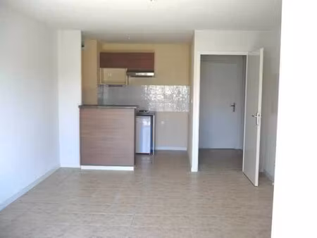 appartement 2 pièces de 37 6 m² avec terrasse en rez-de-chaussée