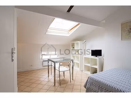 studio meublé