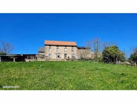 propriété 6 pièces 140 m²