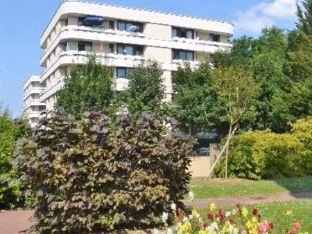 location parking a elancourt