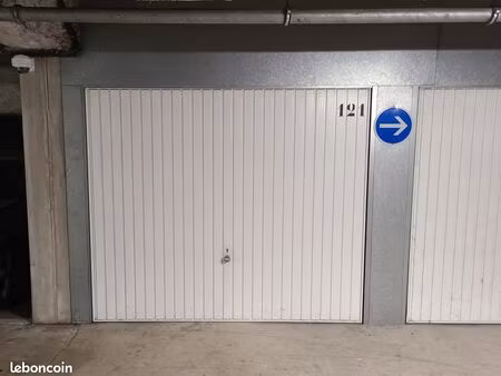 place de parking fermée et sécurisée – val d’europe