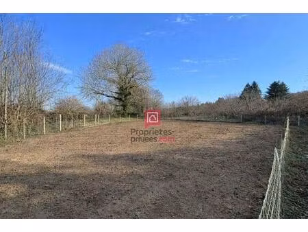 terrain constructible à vendre chapdes beaufort 1060 m2