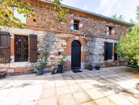 vente maison 5 pièces 201 m² à pommevic (82400)  272 896 €