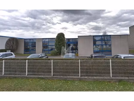 location local d'activités saint pierre du perray 91280