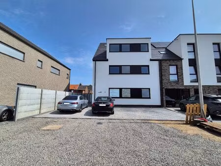 nieuwbouw appartement met 3 slpkmrs  terras en parking