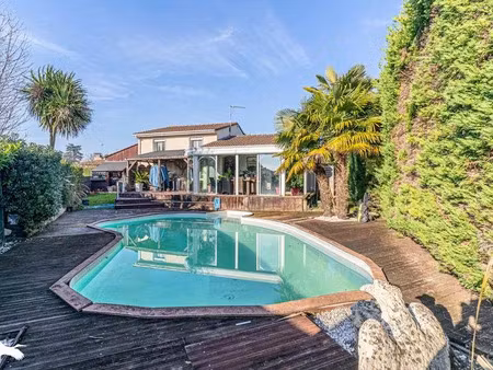 vente maison 5 pièces 100 m² à villenave-d'ornon (33140)  379 080 €