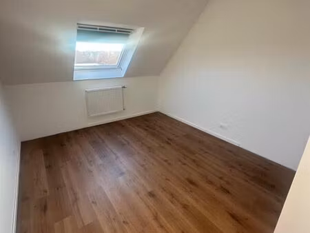 location maison 4 pièces 92 m² à milizac-guipronvel (29290)