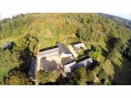 vente maison au faouët (56320) : à vendre / 890m² le faouët