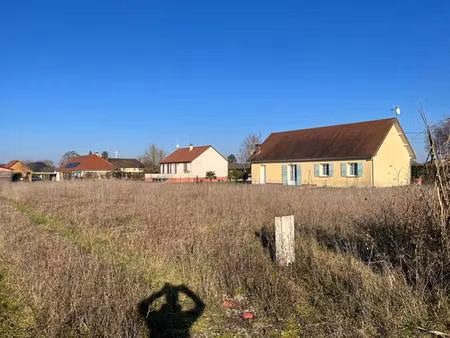 terrain viabilisé 1700 m2  les grandes chapelles