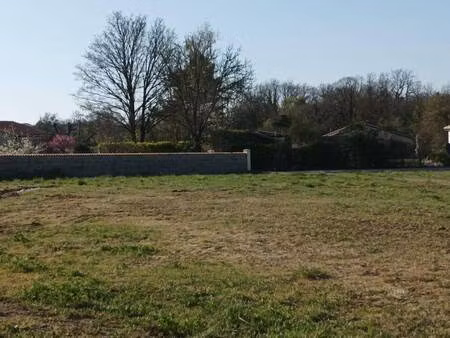terrain constructible viabilisé à vendre