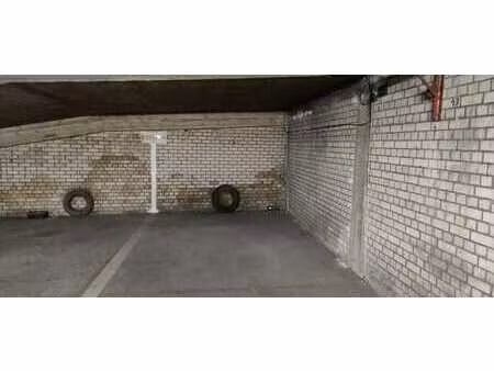 2 emplacements souterrains au cœur de louvain