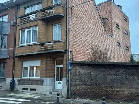 maison de ville - fort potentiel à salzinne