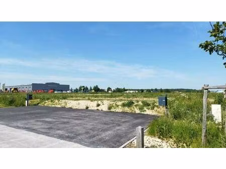 terrain constructible viabilisé à vendre
