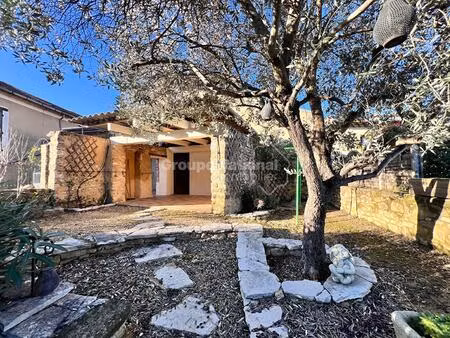 maison de village avec vue  terrasses  jardinet et stationnement