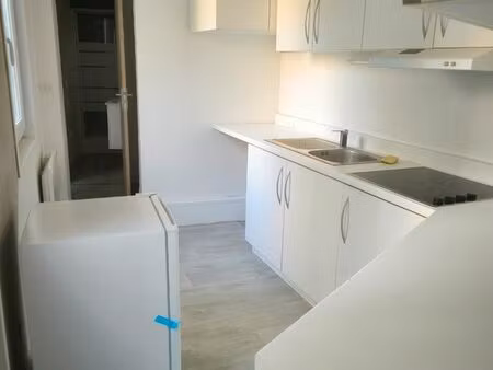 studio avec jardinet attenant