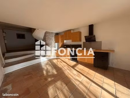 maison 2 pièces 81 m²