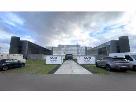 bureaux à louer à west port sur l'e34 à zwijndrecht