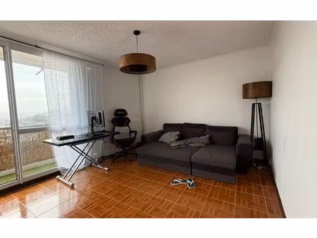 location appartement  42.75 m² t-2 à joinville-le-pont  1 290 €