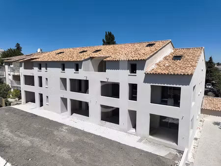 vente appartement 4 pièces 75 m² à l'isle-sur-la-sorgue (84800)  435 500 €
