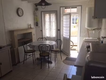 petite maison de bourg à louer
