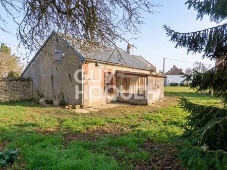 maison à fort potentiel avec grand terrain