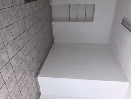 longwy-bas : rez-de-chaussee commercial