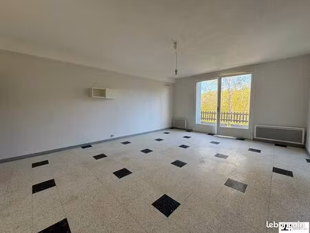 appartement 3 pièces 64 m²