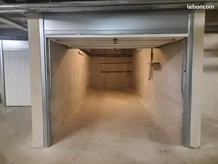 garage double avec électricité