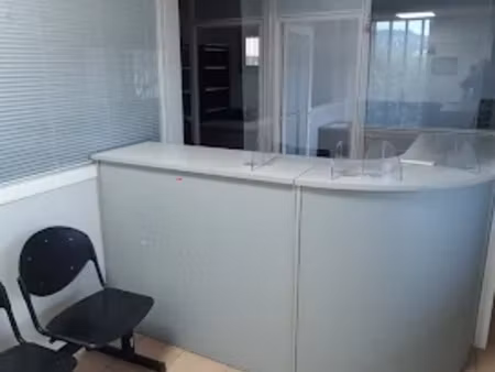 vente locaux professionnels 152 m² à le cannet (06110)  300 000 €