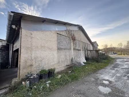 vente locaux professionnels 438 m² à saint-seurin-sur-l'isle (33660)  104 500 €